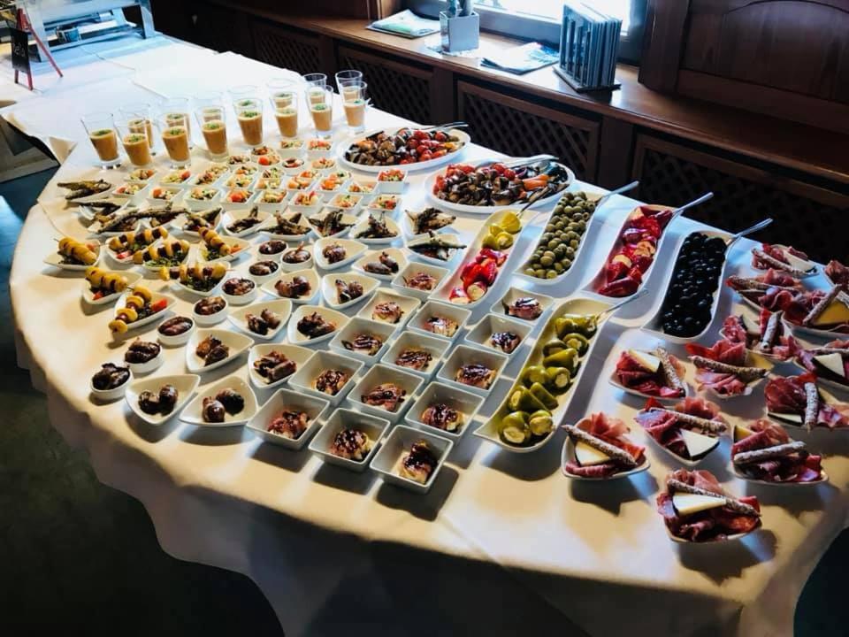 Bauer'S Pension-Restaurant-Catering Grosshabersdorf Dış mekan fotoğraf